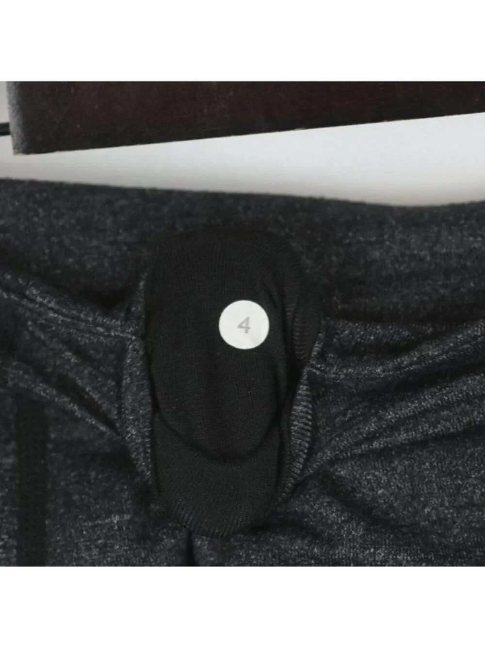 Lululemon Women's Size 4 Gray Heather Mid Rise Capri Flare Activewear Leggings